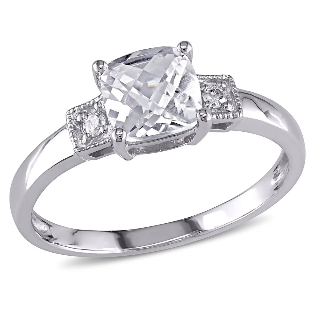 10kt White Gold 3-Stone Engagement Ring D8500