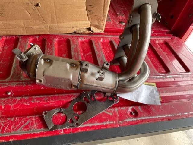 Catalytic Converter with Manifold T9661