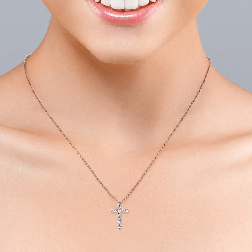 18K White Gold Plated Moissanite Cross Pendant Necklace H4814