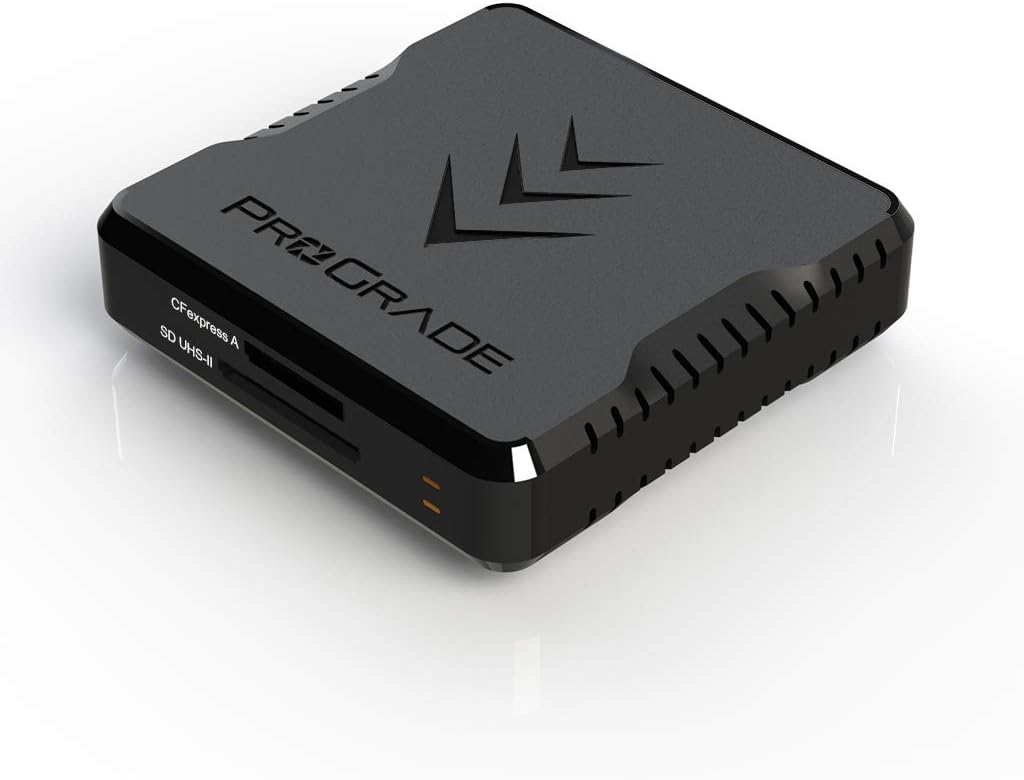 CFexpress Type A and SD UHS-II Dual-Slot Card Reader T4853