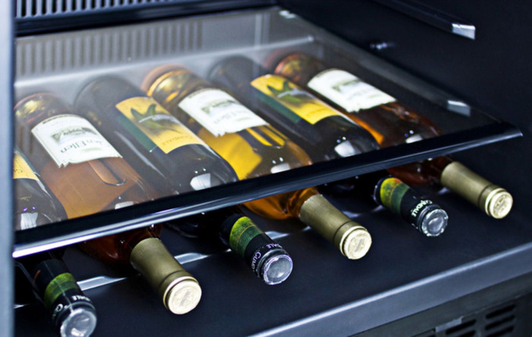 24 in. Outdoor Built-in All Refrigerator with Lock - Stainless Steel Y6090