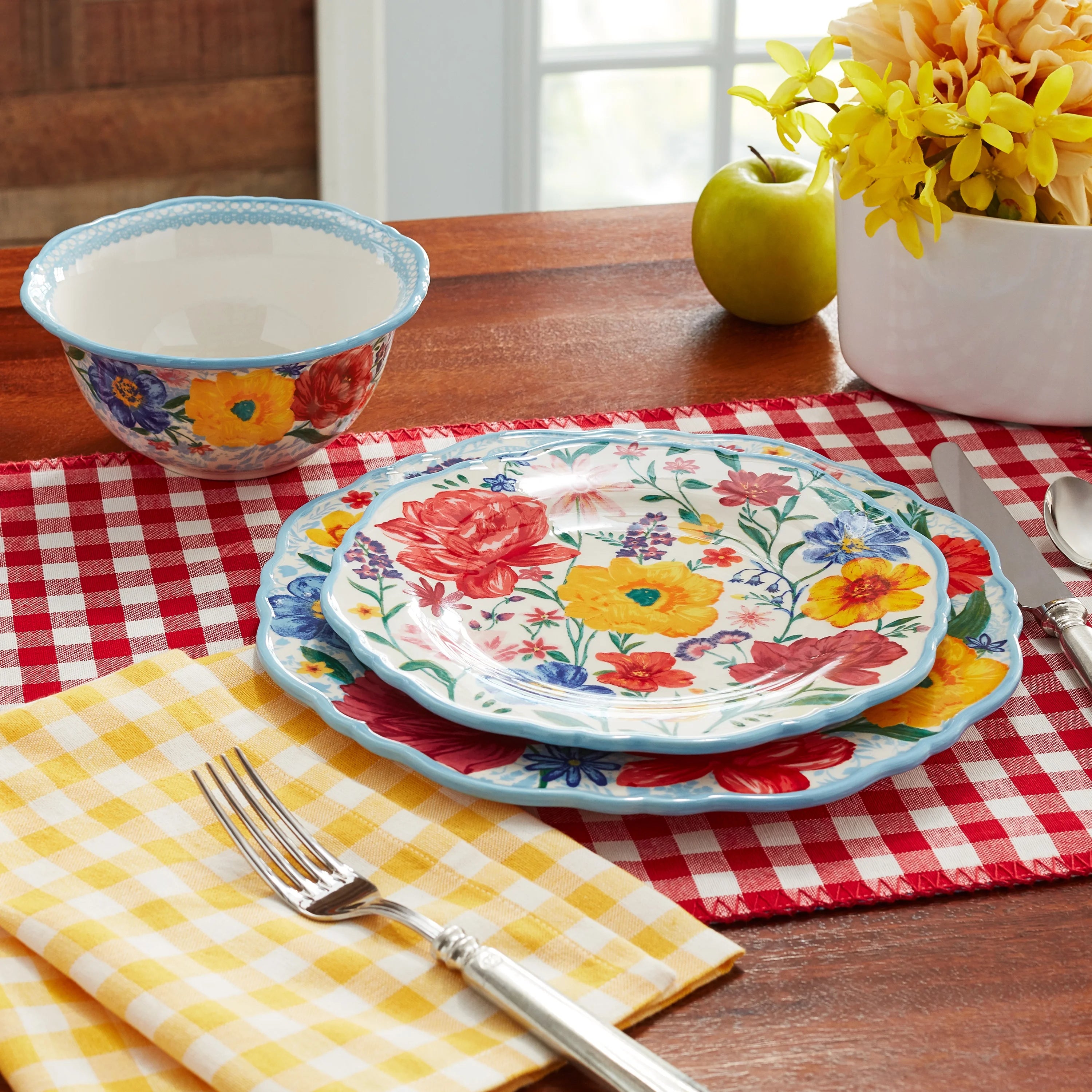12-Piece Stoneware Dinnerware Set L405
