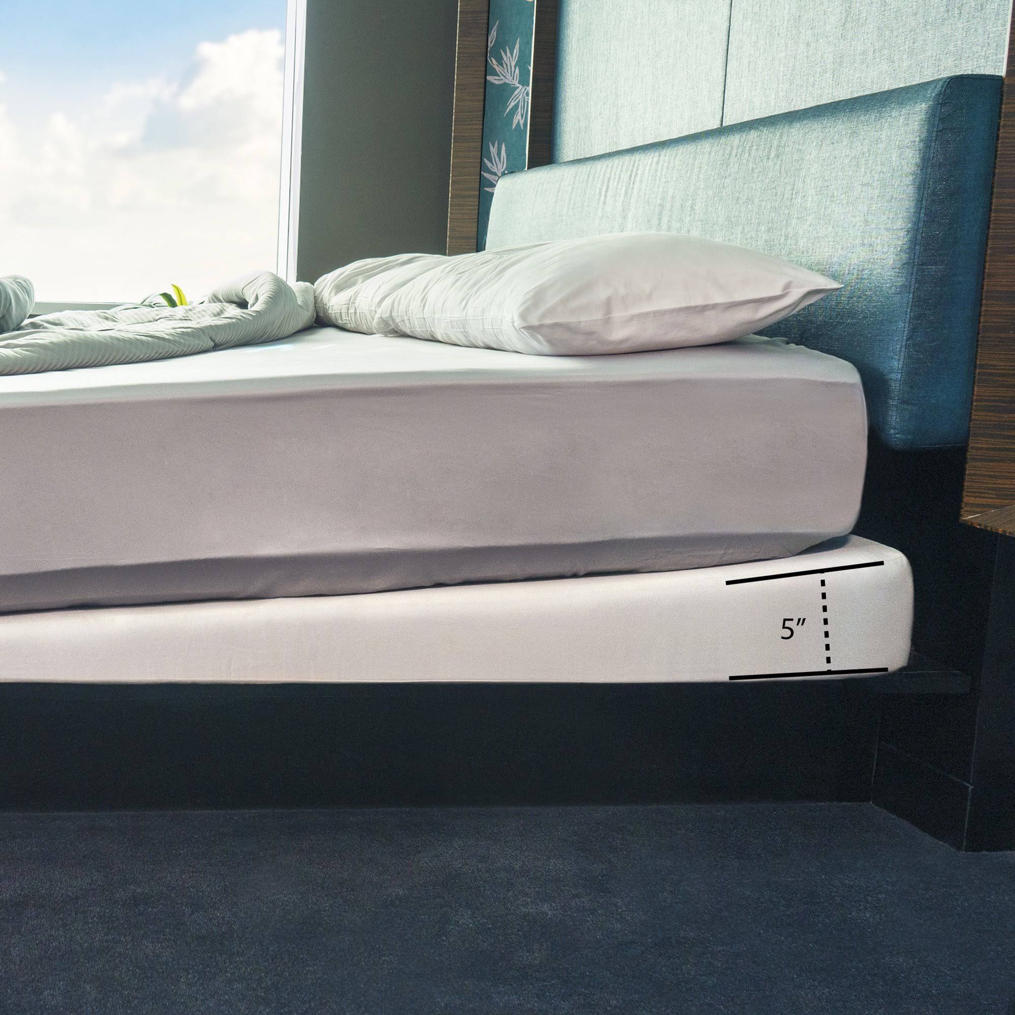 Queen Size Foam Support Wedge P944