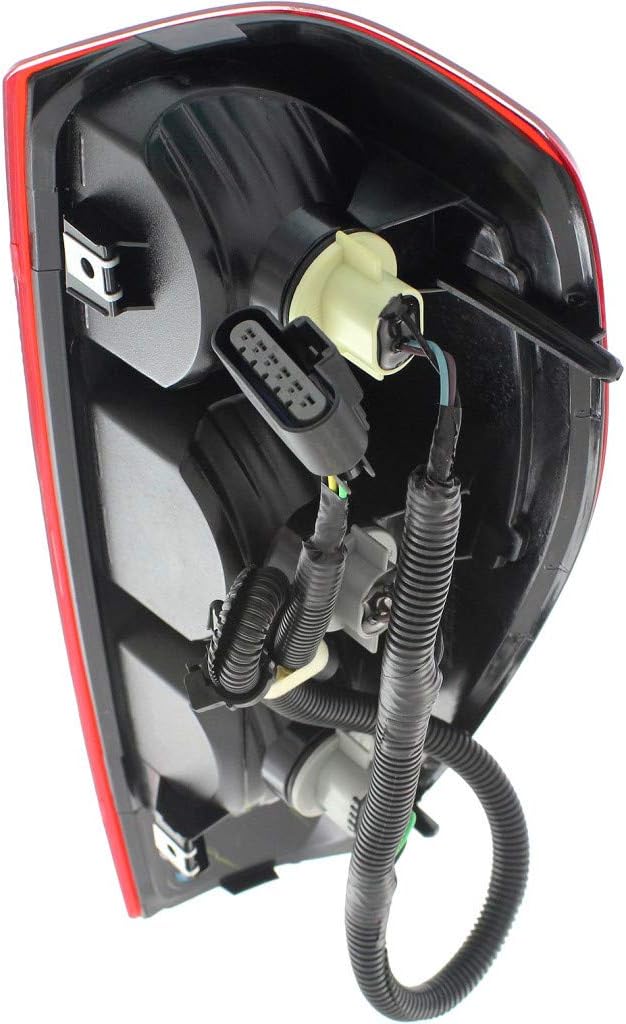 Tail Light Assembly Pair for Chevy Colorado GMC Canyon Isuzu Pickup Q7642