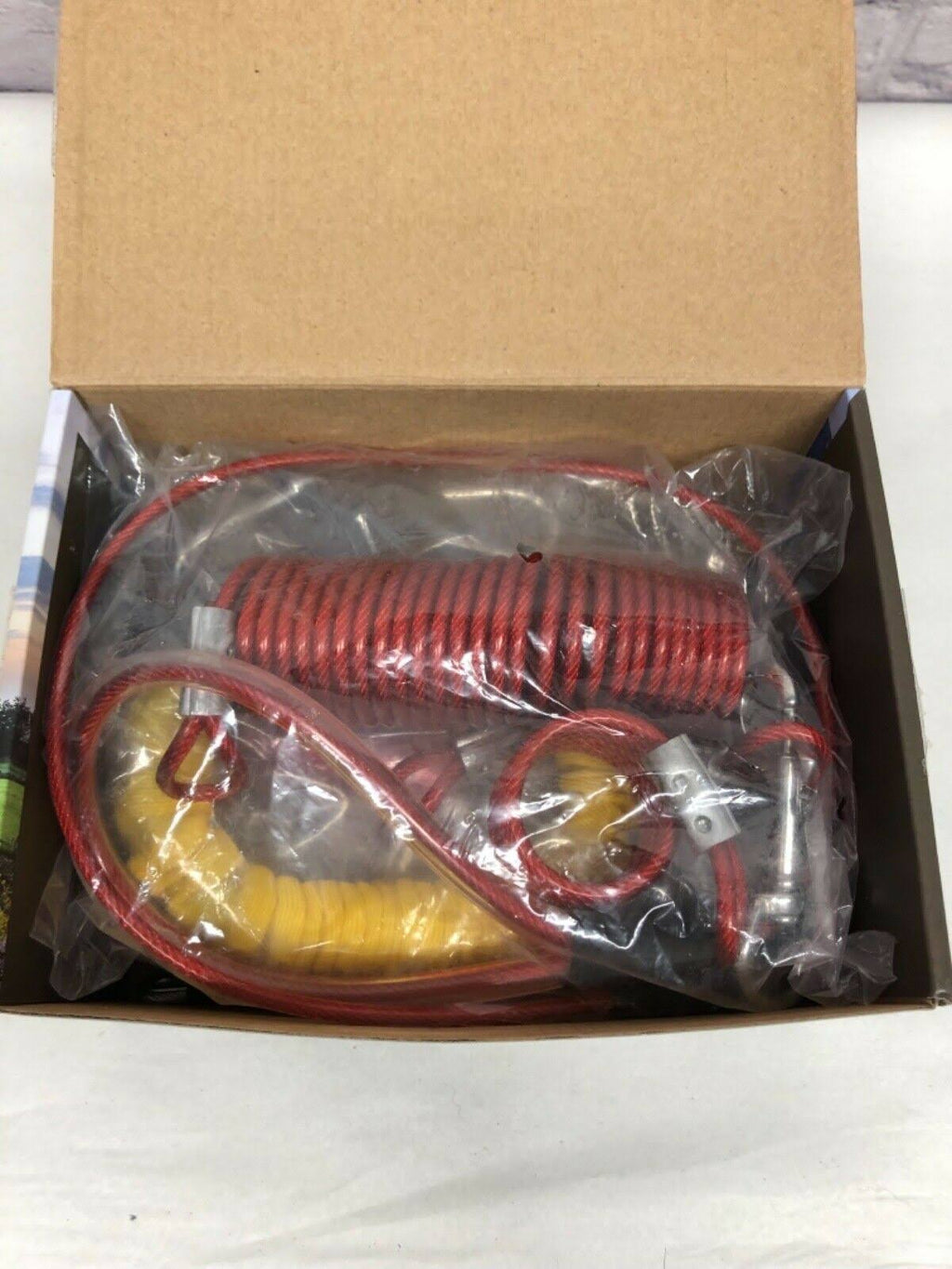 Stretching Coil Cable with Anti-Shock Bungee Aerial Dog Tie Out B25764