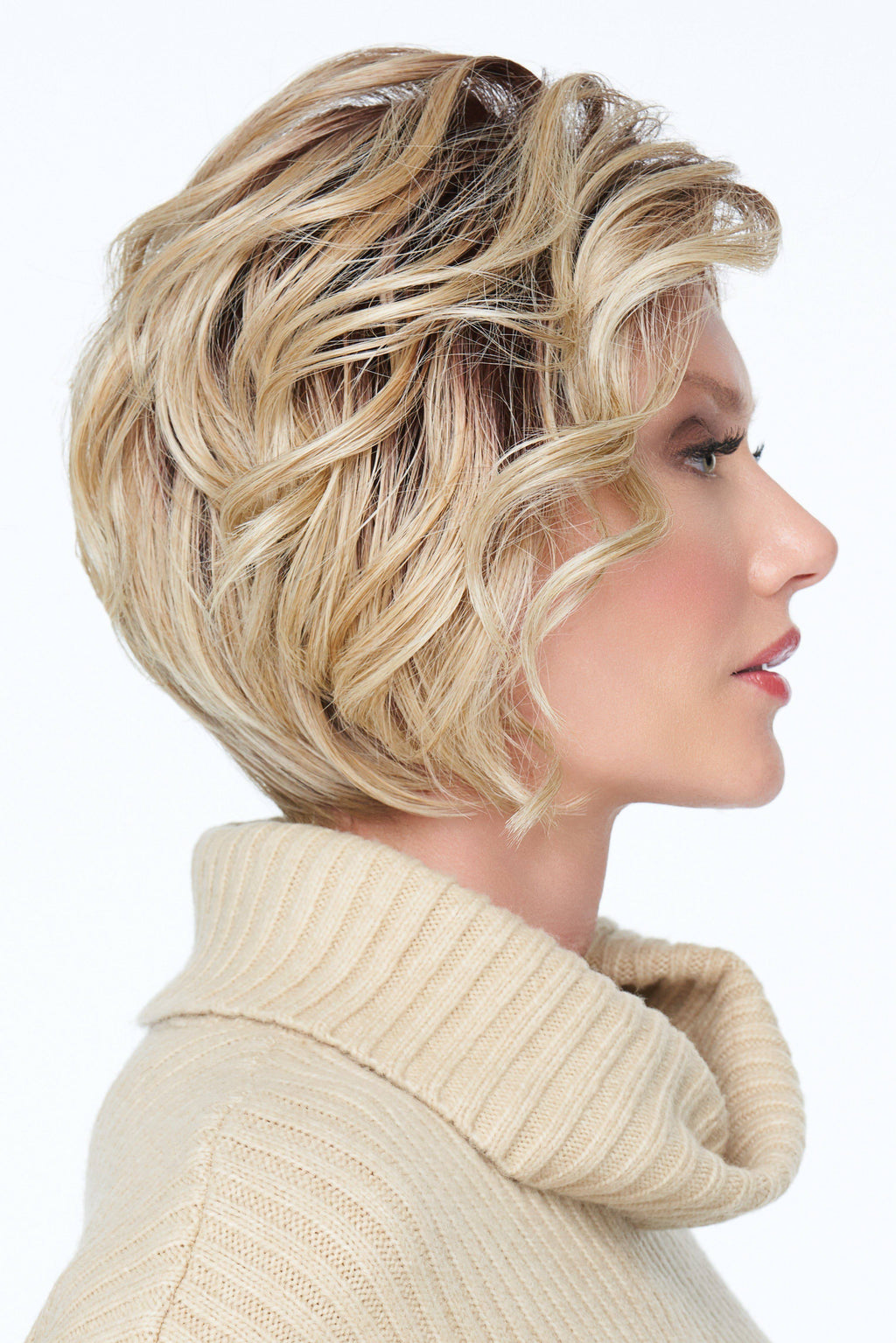Going places Wig M1834