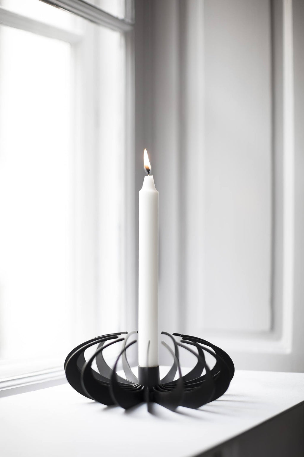 Shadow Candle Holder, Black T253