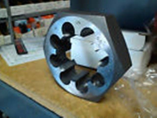 1 3 4 5 LH Carbon Hex Rethreading Die Q24057