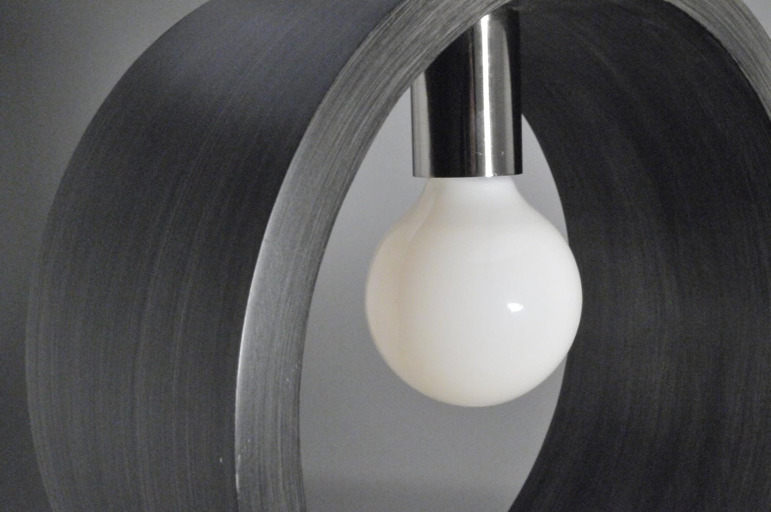 Charcoal Gray Ring Table Lamp Y869702