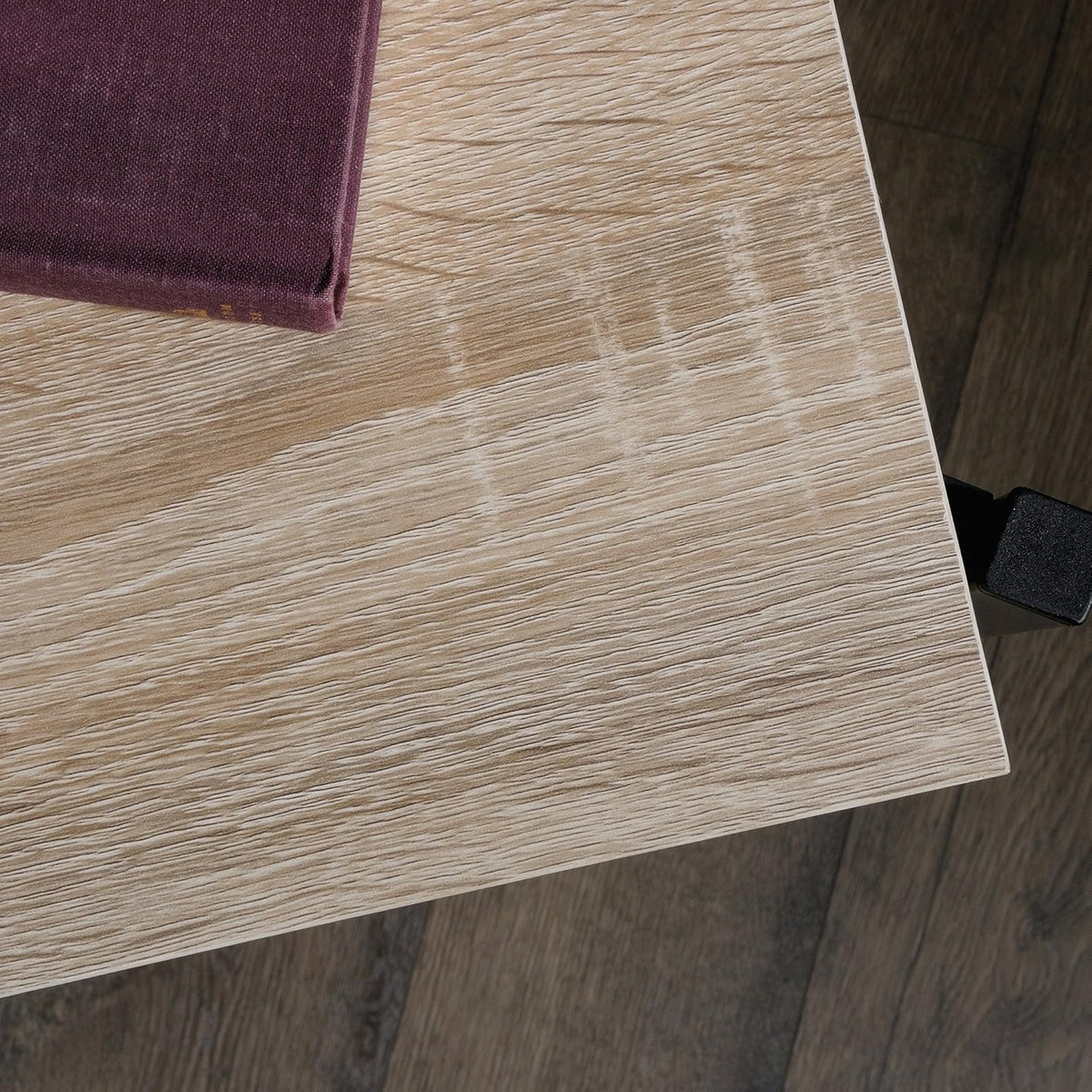 Charter Oak Desk Y990