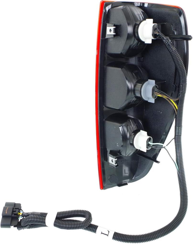 Tail Light Assembly Pair for Chevy Colorado GMC Canyon Isuzu Pickup Q7642